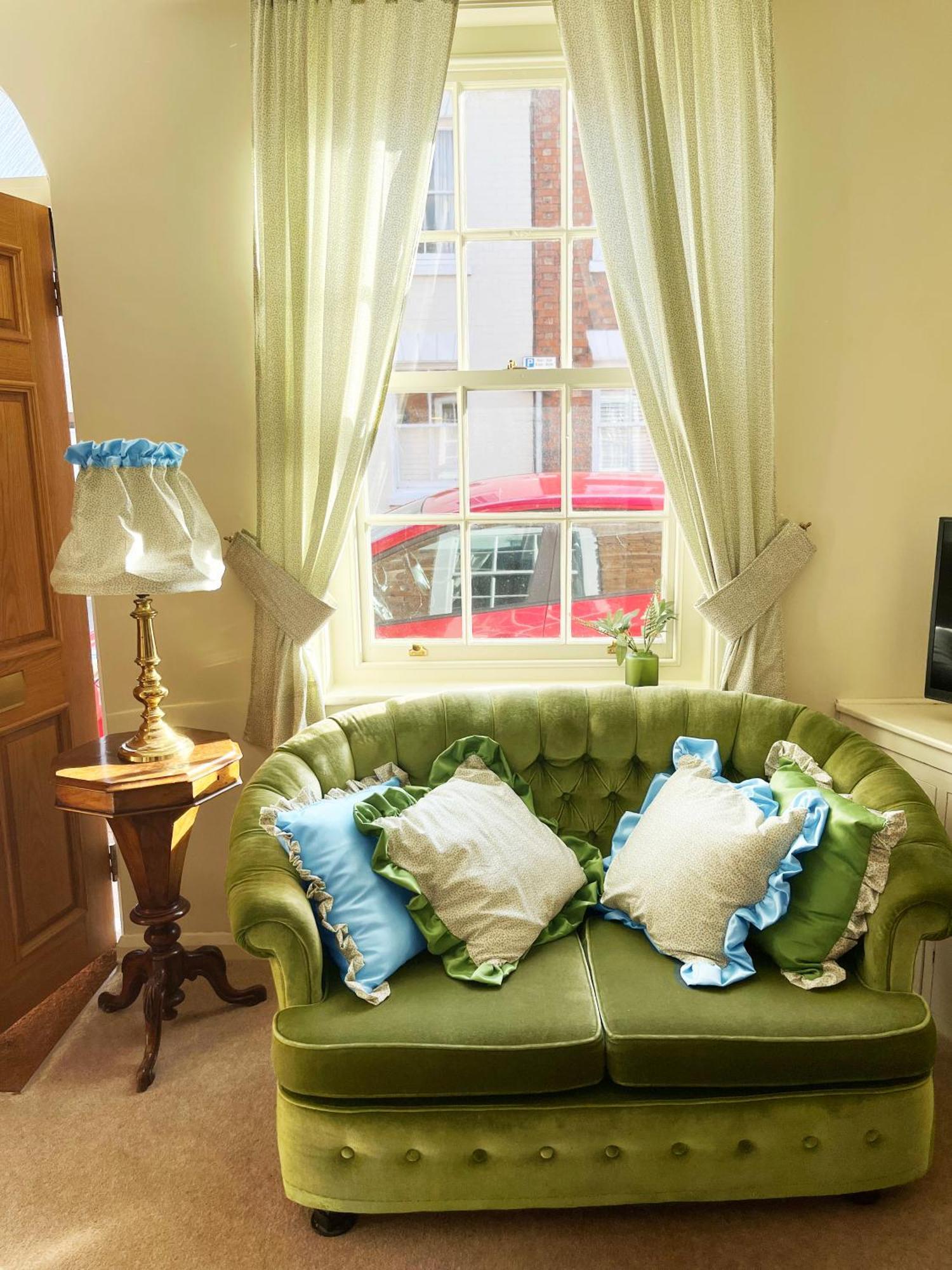 Traditional 2 Bedroom Cottage Stratford-upon-Avon Bagian luar foto